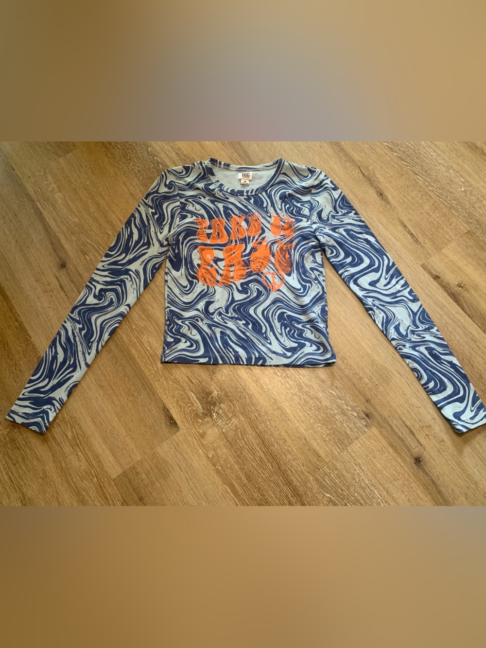 Urban Outfitters BDG Blue Retro 70’s style long sleeve Size Medium